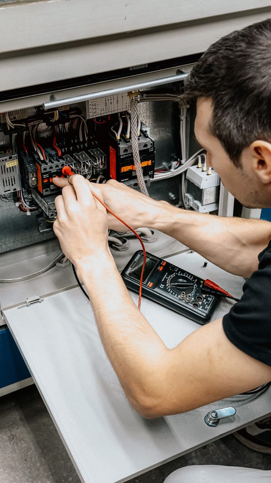 PLC Schneider programación control industrial Argentina